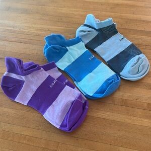 NBW Feetures High Performance Ultra Light Sock - No Show Socks- Medium